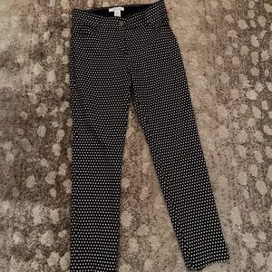 89th and Madison black floral stretch pants size 10